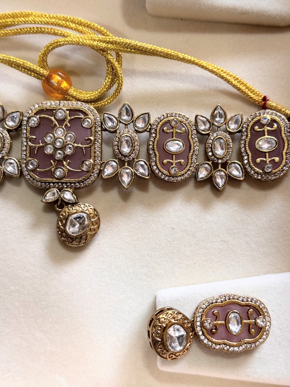 SREE Rajwada Antique Kundan Choker Set
