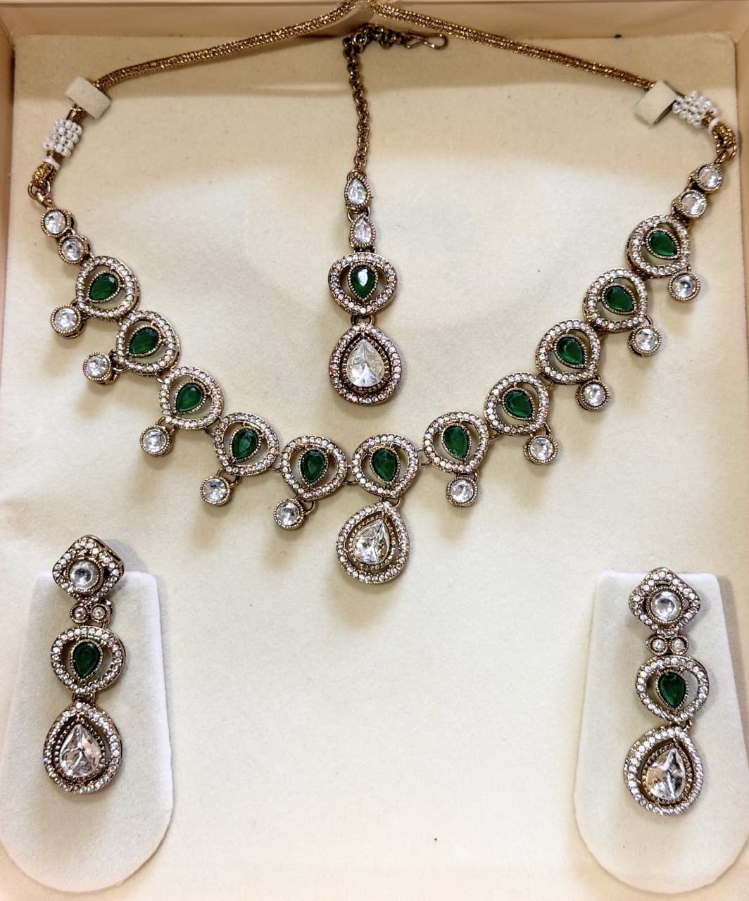 SREE Green Drop Polki Sleek Set